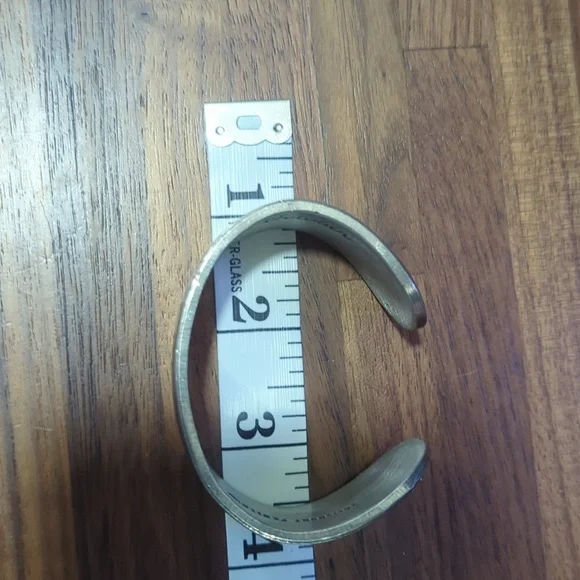 Salisbury pewter cuff bracelet October flowers cosmos silver tone - Picture 4 of 9